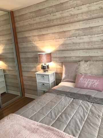 Double Room With En-Suite. Central For North West Rainhill Zewnętrze zdjęcie