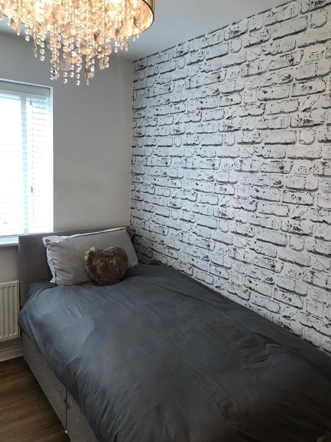 Double Room With En-Suite. Central For North West Rainhill Zewnętrze zdjęcie